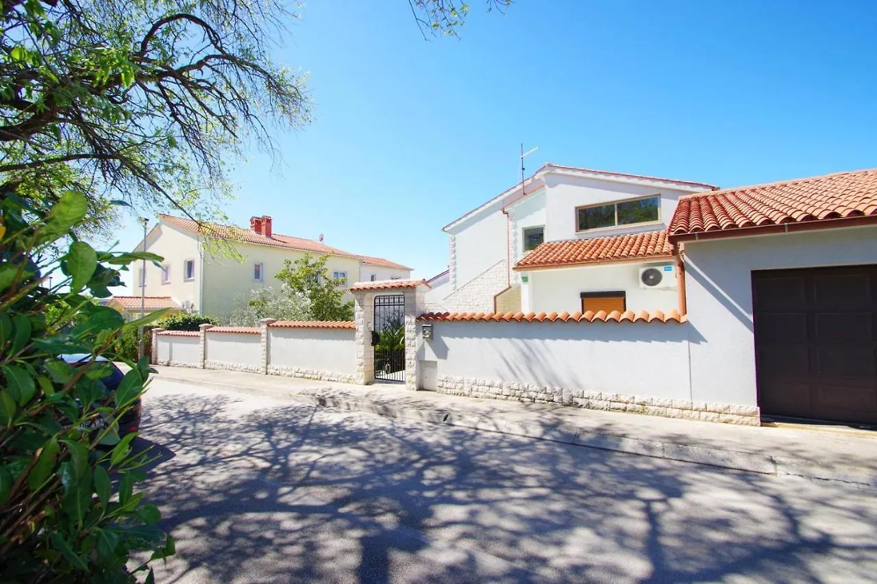 Apartment Ana Pula Croatia